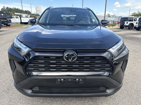 Used 2023 Toyota RAV4 XLE FWD image 2