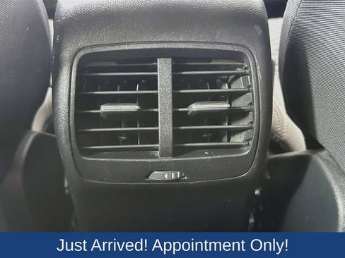 Used 2020 Ford Escape SE FWD image 29