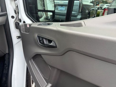 Used 2020 Ford Transit 250 Medium Roof w/ Load Area Protection Package image 30