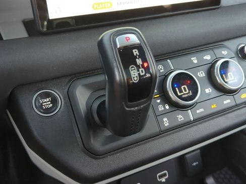 Used 2020 Land Rover Defender 110 S image 12