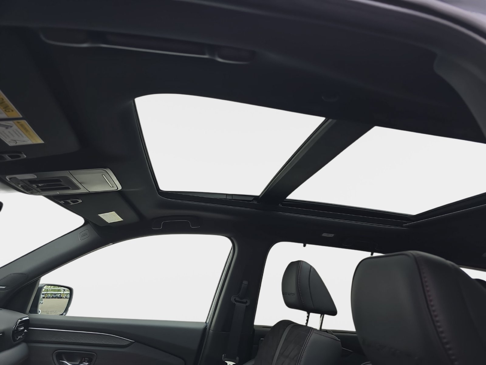New 2026 Honda Pilot Black Edition image 30