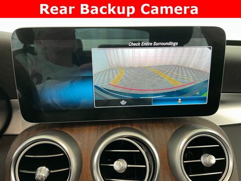 Used 2019 Mercedes-Benz C 300 4MATIC Sedan image 3