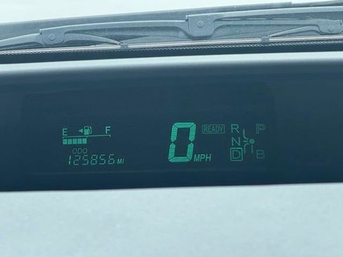 Used 2004 Toyota Prius FWD image 18