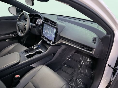 Used 2025 Lexus RZ 450e image 48