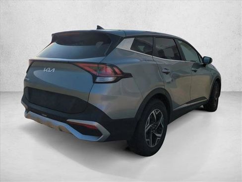 Used 2023 Kia Sportage LX FWD image 5