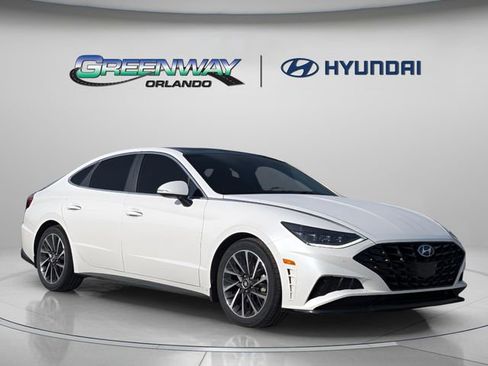 Used 2022 Hyundai Sonata Limited FWD image 2