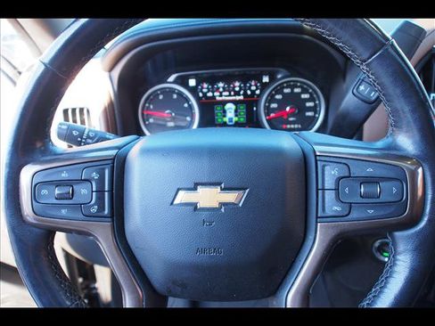Used 2021 Chevrolet Silverado 3500 High Country image 22