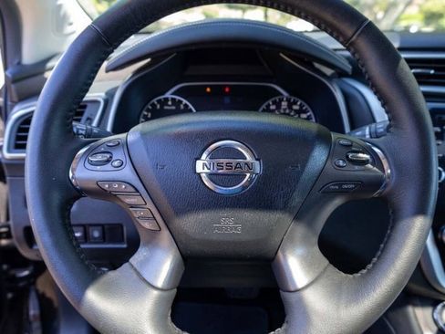 Used 2019 Nissan Murano Platinum w/ Cargo Package image 21