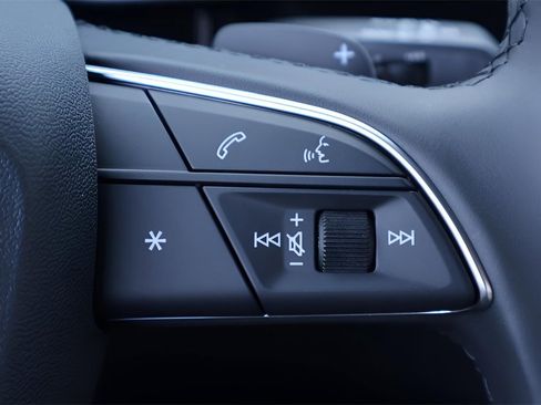 Used 2024 Audi Q3 2.0T Premium Plus image 21