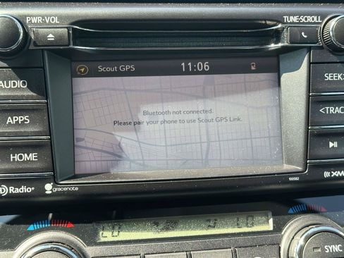 Used 2017 Toyota RAV4 XLE FWD image 21
