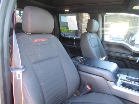 Used 2019 Ford F150 XLT w/ Equipment Group 302A Luxury AWD/4WD image 9