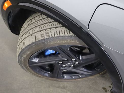 Used 2024 Chevrolet Equinox EV RS FWD image 44