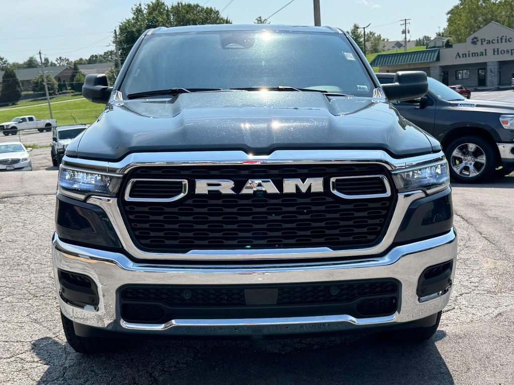 Used 2025 RAM 1500 Tradesman AWD/4WD image 9