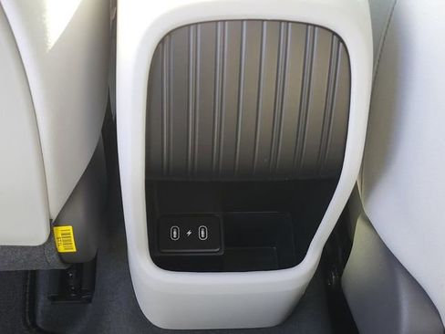 New 2026 Hyundai Kona SE image 10