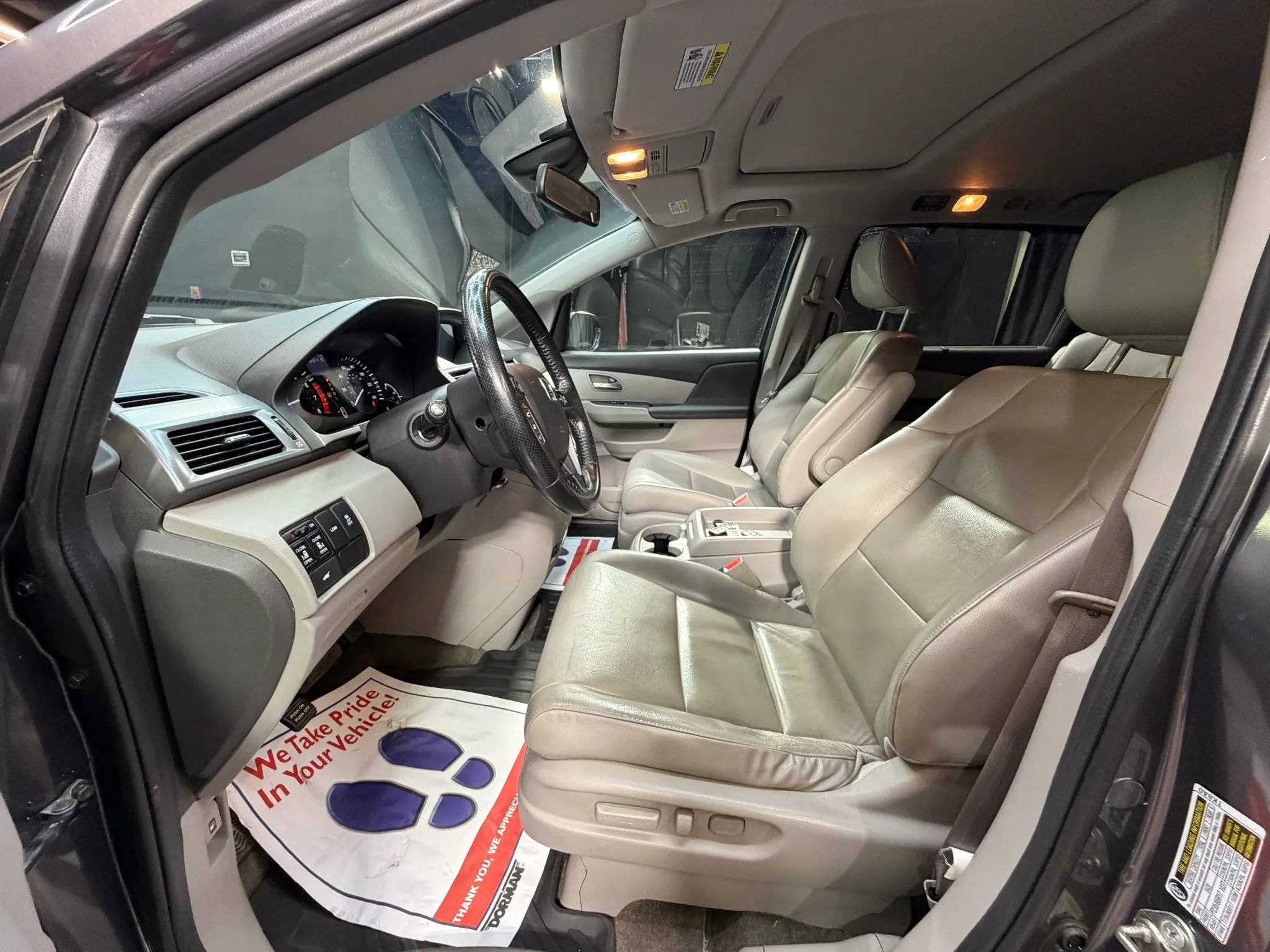 Used 2015 Honda Odyssey EX-L image 12