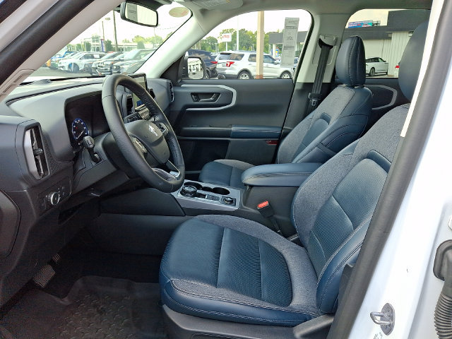 Used 2022 Ford Bronco Sport Outer Banks w/ Tech Package AWD/4WD image 13