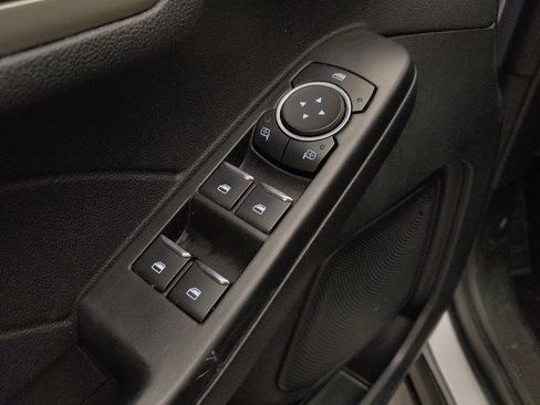 Used 2022 Ford Escape SE FWD image 27