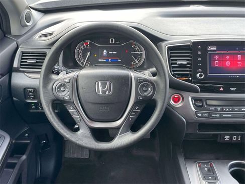 Certified 2023 Honda Ridgeline Sport image 14