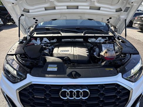 Used 2022 Audi Q5 2.0T Premium Plus w/ Premium Plus Package AWD/4WD image 18