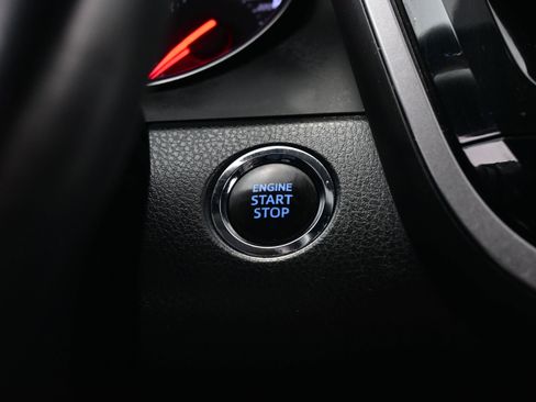 Used 2023 Toyota Camry XSE image 23