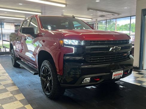 Used 2022 Chevrolet Silverado 1500 LT Trail Boss w/ Bed Protection Package AWD/4WD image 1