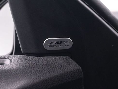 Used 2018 Dodge Charger R/T w/ Plus Group image 37