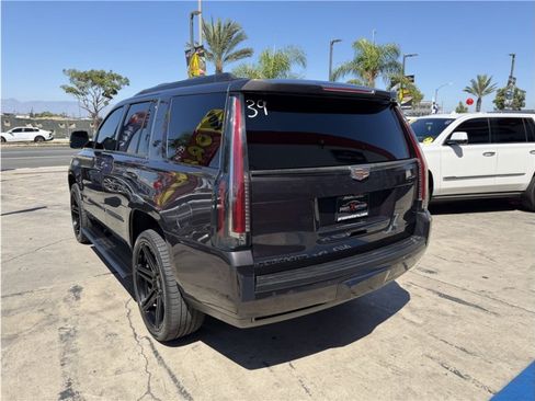 Used 2018 Cadillac Escalade Premium Luxury AWD/4WD image 62