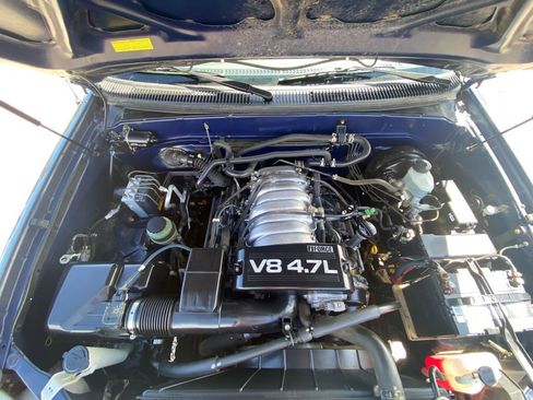 Used 2002 Toyota Sequoia SR5 AWD/4WD image 46