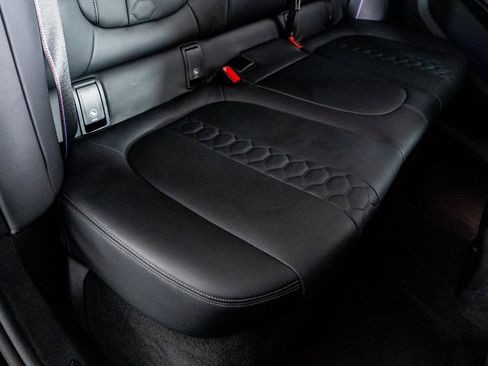 Used 2025 BMW X6 M Competition image 33