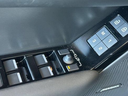 Certified 2026 Land Rover Range Rover Velar S AWD/4WD image 12
