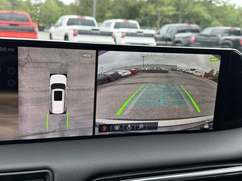 New 2025 Nissan Armada Platinum Reserve image 36