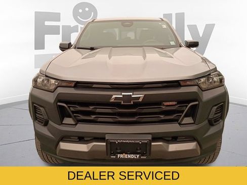 Used 2024 Chevrolet Colorado Trail Boss AWD/4WD image 2