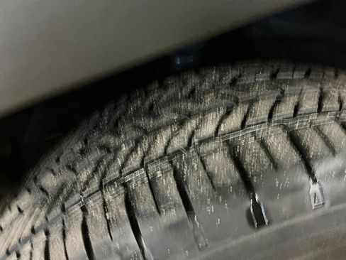 Certified 2025 Subaru Forester Premium AWD/4WD image 13