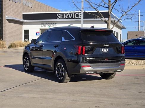 New 2026 Kia Sorento S w/ S Panoramic Sunroof Package FWD image 3
