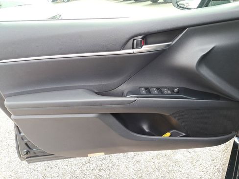Certified 2019 Toyota Camry LE image 12