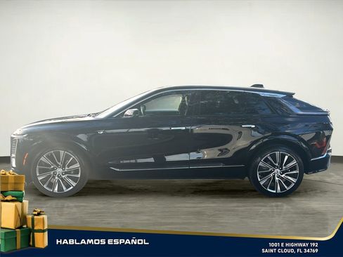 Used 2024 Cadillac Lyriq Luxury w/ LPO, Floor Liner Package image 3