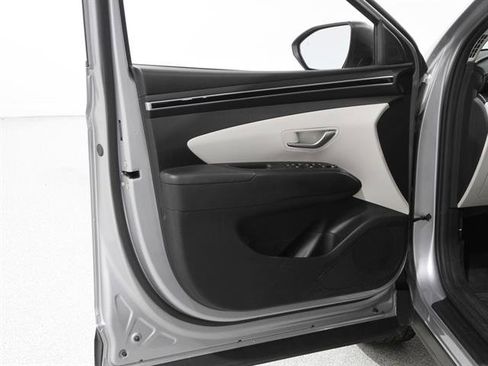 Used 2023 Hyundai Tucson SEL image 4