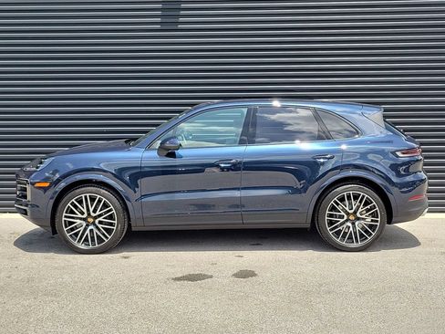 New 2026 Porsche Cayenne AWD/4WD image 2