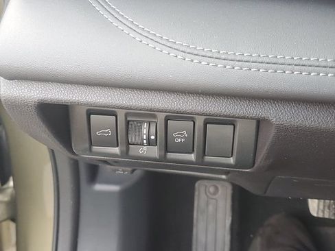 Certified 2024 Subaru Outback Touring XT AWD/4WD image 20