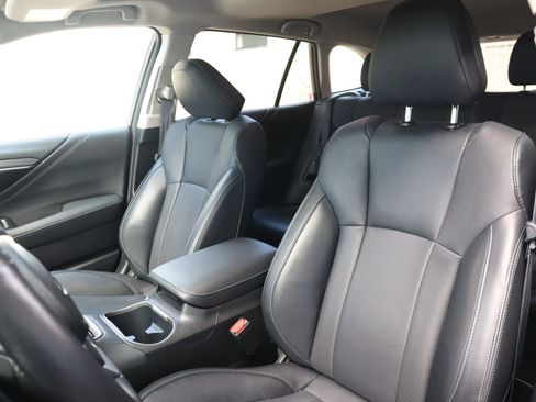 Used 2024 Subaru Outback Limited image 36