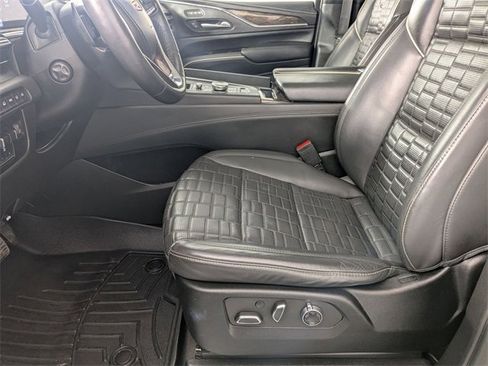 Used 2023 Cadillac Escalade ESV Sport Platinum w/ LPO, ONYX Package image 14