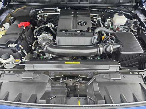 Used 2023 Nissan Frontier SV image 31