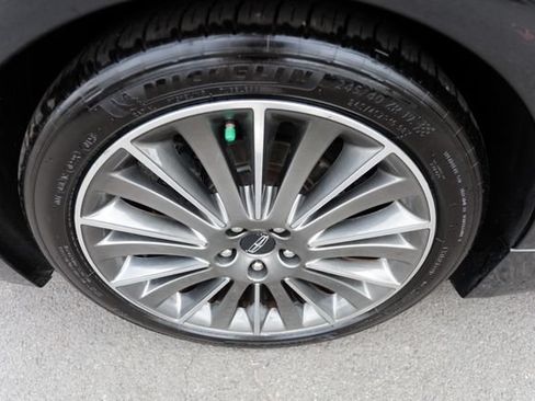 Used 2013 Lincoln MKZ Hybrid FWD image 18