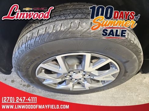Used 2023 GMC Acadia SLT FWD image 8