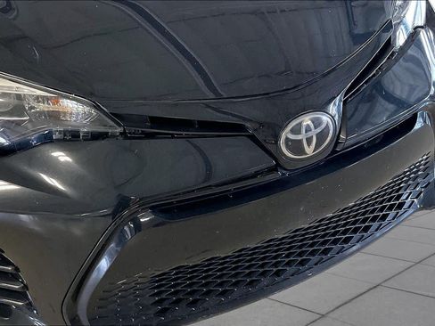 Used 2018 Toyota Corolla SE FWD image 30