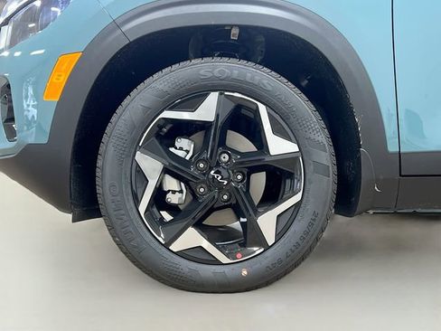 New 2026 Kia Seltos S FWD image 31
