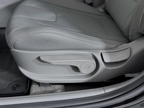 New 2026 Hyundai Elantra SEL Sport w/ Cargo Package FWD image 20