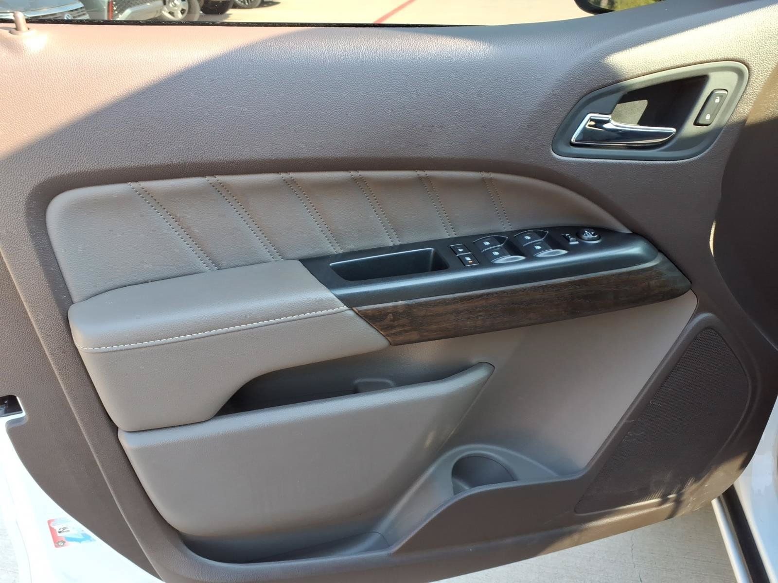 Used 2022 GMC Canyon Denali AWD/4WD image 13