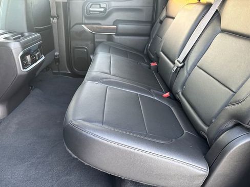 Used 2022 GMC Sierra 1500 SLT w/ SLT Premium Package AWD/4WD image 18