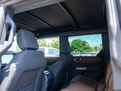 Used 2023 Ford Bronco Outer Banks AWD/4WD image 23